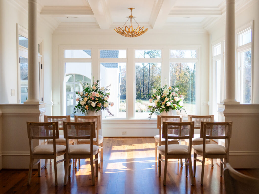 Married At The Manor | Donovan Manor Elopement Collection