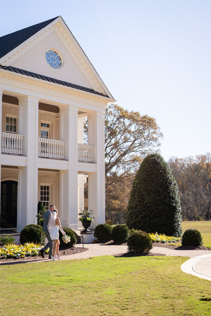 Married At The Manor | Donovan Manor Elopement Collection