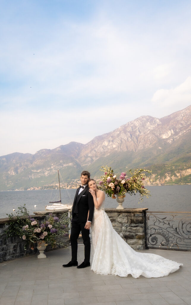 Lake como italy imtimate wedding